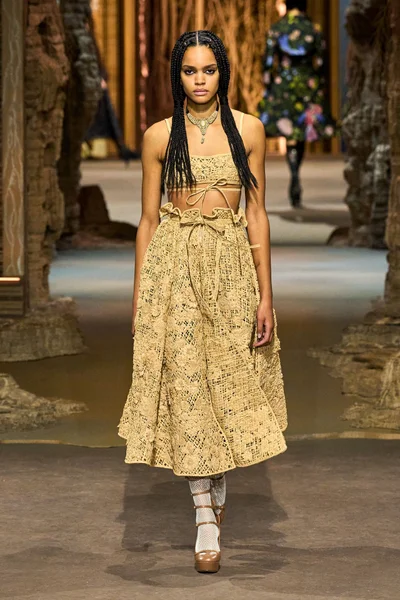 Look 81
